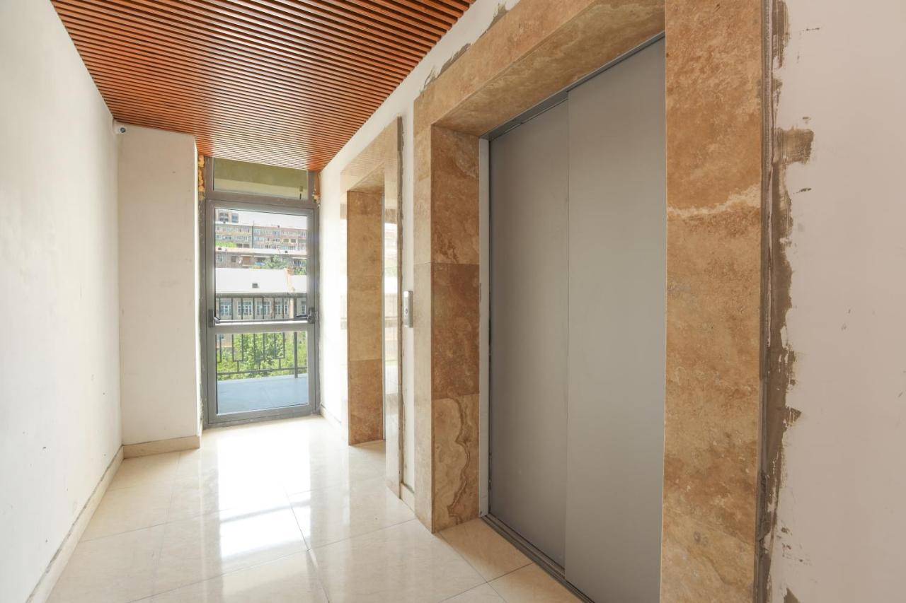 Stay Inn Apartments On Amiryan 26/4 Yerevan Ngoại thất bức ảnh