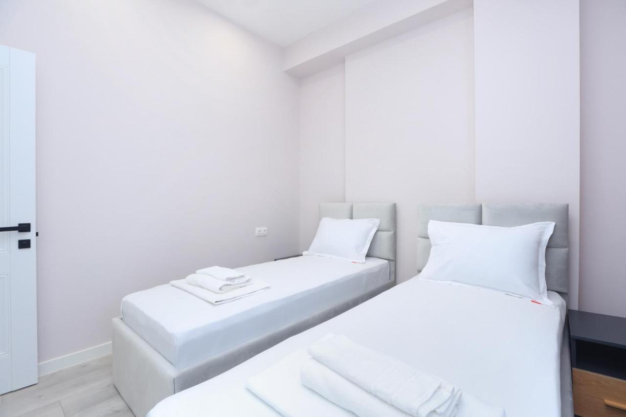 Stay Inn Apartments On Amiryan 26/4 Yerevan Ngoại thất bức ảnh