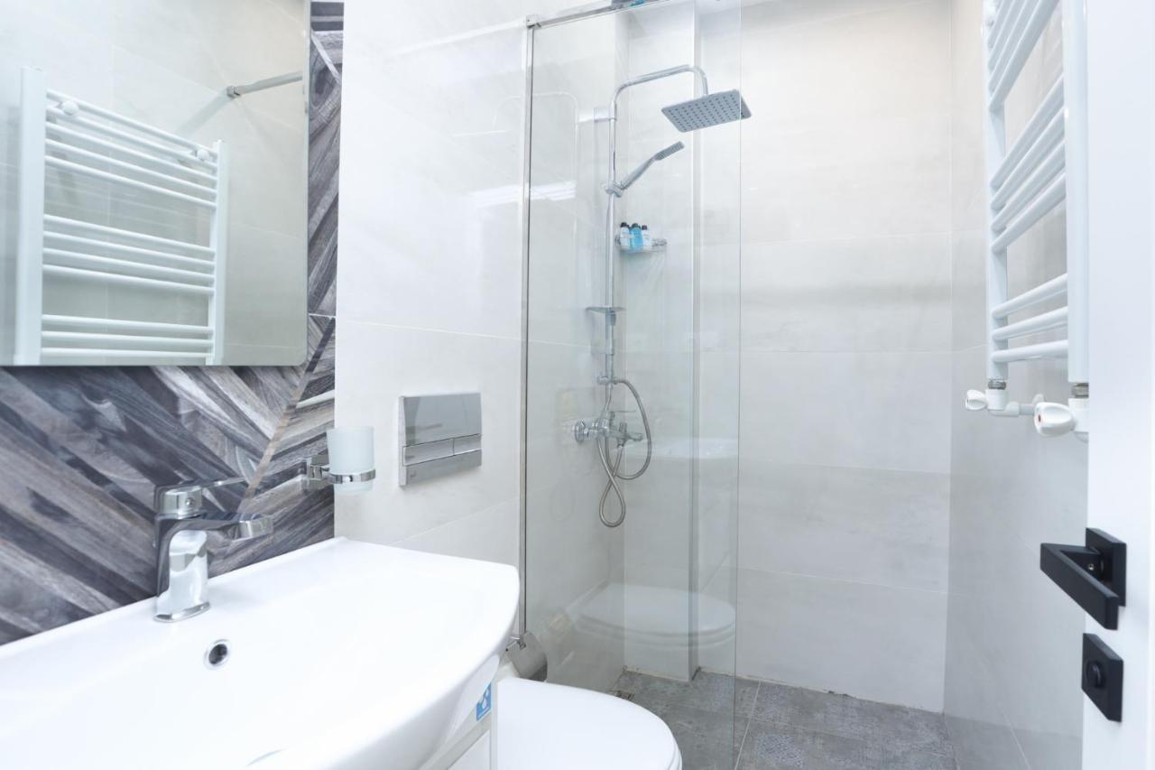 Stay Inn Apartments On Amiryan 26/4 Yerevan Ngoại thất bức ảnh